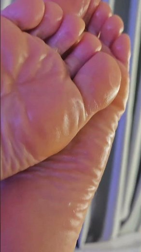 Soles, toes, wrinkles (close-up) 🫶 #feet#soles#toes#wrinkles
