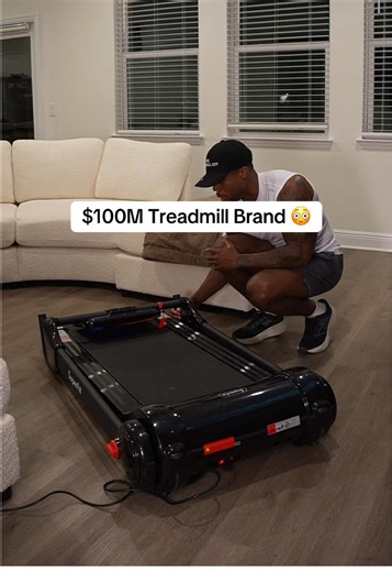 If it’s anyone to trust, it’s Costway. NEVER had an issue with any of their products 👍🏾 #walkingpad #walking #treadmill