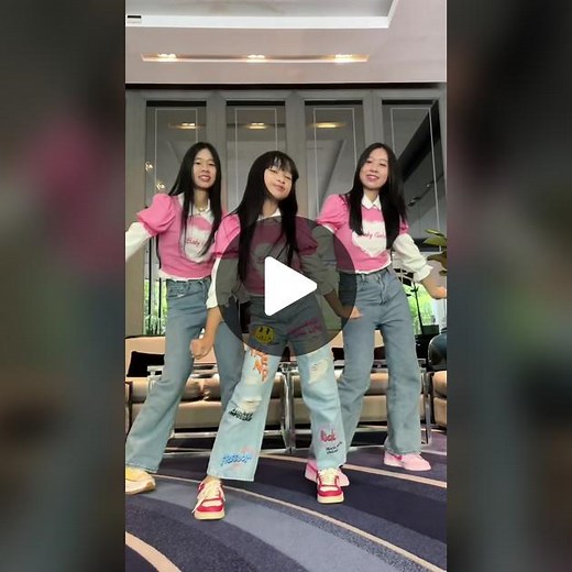 Sexy Anime Dance Compilation | Wiwawawowtv