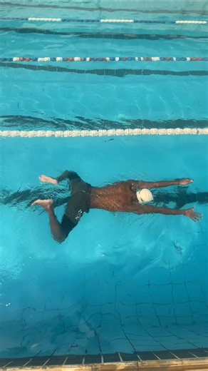 many swimmers make the frog kick mistake in breaststroke