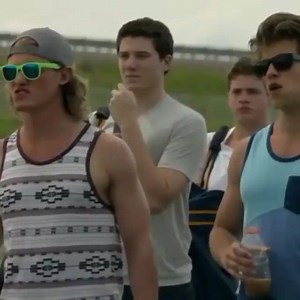 LOL SHARE THIS WITH YOUR FRIENDS!!! | The Hockey Community