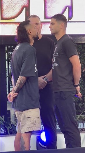 PAUL FLEMING & JAKE WYLLIE face off at the #OpetaiaCinkara Grand Arrivals