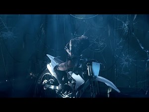 yeule - 'Skullcrusher' (Live on Everybody's Live With John Mulaney)