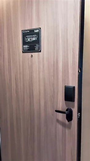 Balcony Bliss: A 5-Star Luxury Experience in the City