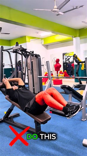 ✅ Incline Bench Leg Raise – Step-by-Step Guide 🎯 Target Muscles: • Main: Lower Abs • Secondary: Hip Flexors, Core Stabilizers ⸻ 🔹 Setup Steps: 1. Set Up the Incline Bench: • Adjust the bench to a 30°–45° incline angle. • Keep it slightly inclined instead of flat to engage your abs more effectively. 2. Get Into Position: • Lie down on the bench with your head positioned higher. • Hold the sides or the head pad of the bench for balance and support. ⸻ 🔹 Exercise Execution: 1. Keep both legs stra