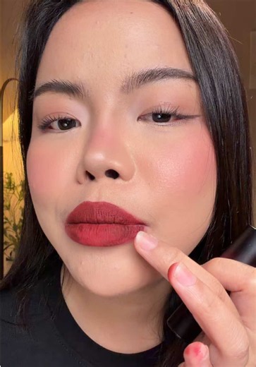 Bakit ang mahal ng bili ko dito? Lipstick trend review at expectations