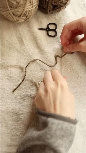 Joining Yarn Skeins In Knitting & Crochet