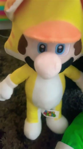 #fnaf is five nights at Freddy’s