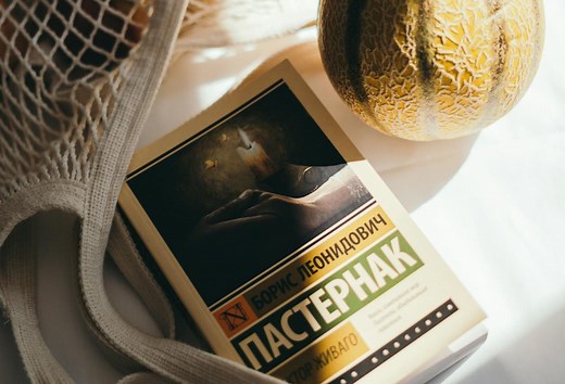 10 Best Russian Short Stories Books | FluentU Russian Blog