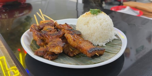 Hometown Eats: Pinoy Kitchen