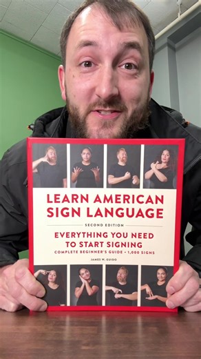 Learn American Sign Language with this beginner sign language book #learnsignlanguage #signlanguage #learnasl #asl #americansignlangauge