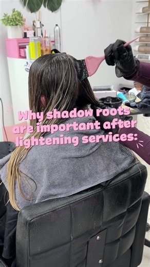 Shadow roots = seamless grow-out, softer contrast, and effortless dimension 🤍 Perfect for low-maintenance blondes who still want that bright look #shadowroot #hairtoks #haireducation #livedinhair #livedinblonde @Schwarzkopf Professional @Redken @Goldwell Professional @DomDomHair