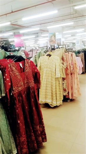 🏬IN THE **VISHAL MEGA MART🏬 FOR SHOPPING🛍️ #shopping #shoppingmall #shopee #mall #shop #shorts