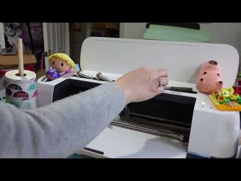 Beginner Friendly Gift Tag Project! Full Easy to Follow Cricut Tutorial!