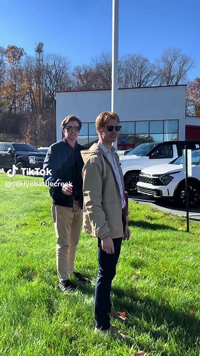 Easy Car Buying Experience at Seelye Kia