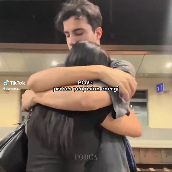 peluntur kangen itu emang ketemu ya?! #relationship #couple #family #pasangan #masukberandafyp #fypage #fyp