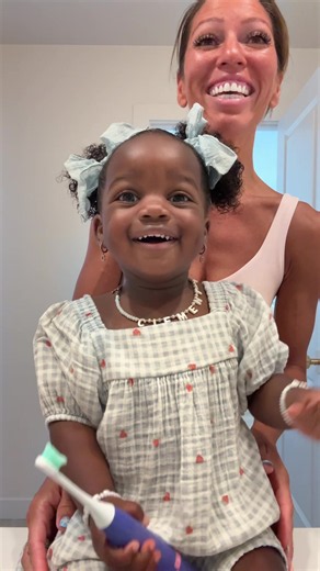 Doing her hair is seriously one of the best ways to start my morning 🤭 These conversations keep getting better and better 😍 #adoptivemom #adoption #blackgirlmagic #blackgirlhair #sahm