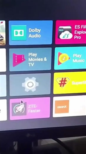 Successfully log in to Google Play Store and start opening YouTube on STB B860H