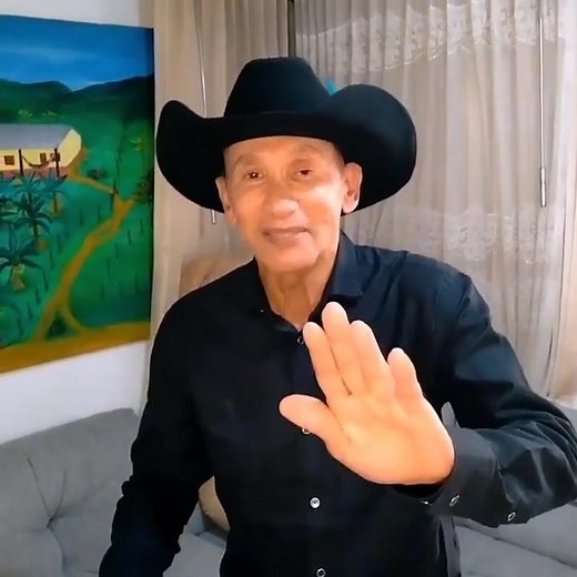 Juan Farfan - I woke up complete