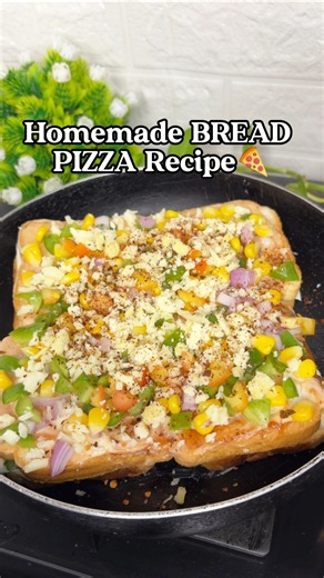 Writing🍕 5-Minute Homemade Bread Pizza | Quick & Easy Cheesy Snack Recipe 🤤#BreadPizza #PizzaRecipe