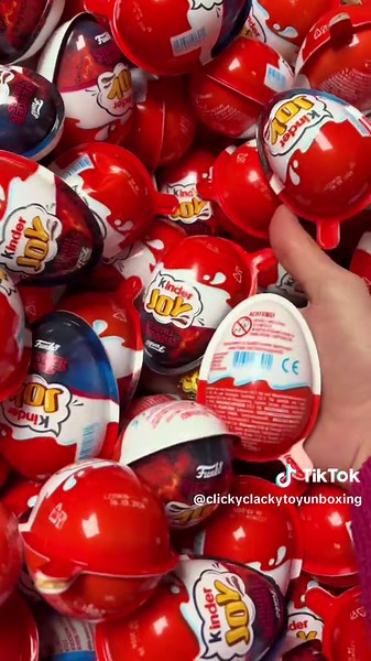 So many Kinder Joy Stranger Things!!!!☺️🎈#asmr #strangerthings