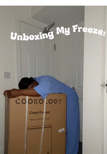 Finally this stage of my life @cookologyuk Cookology freezer Cookology chest freezer Freezer unboxing Kitchen freezer unboxing #freezerunboxing #chestfreezer #deepfreezer #unboxwithme #movinginseries