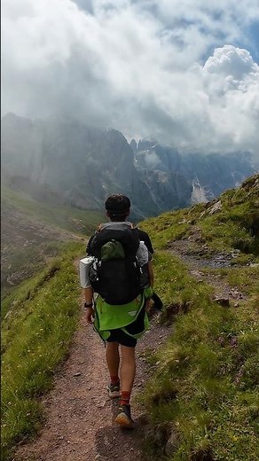 Dolomiti: gruppi montuosi delle Alpi Orientali italiane, caratterizzati da rocce (dolomie)#trekking