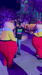 Thomas meeting Tweedle Dee and Tweedle Dum for the first time #autism #autismawareness #autismacceptance #asd #specialneeds #disney #disneyparks #disneyland #oogieboogiebash #aliceinwonderland #tweedledee #tweedledum #fblifestyle | MagicWithThomas