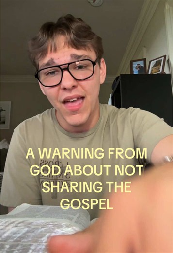 listen♥️block your apps until you read the Bible and look up Scripture First: Bible Lock app in the App Store #scrollthebible #jesus #prayer #christiantiktok #bible