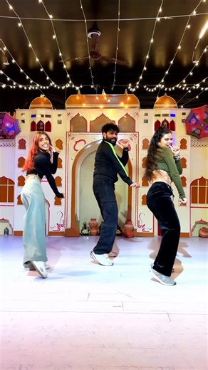 RAHUL KUMAR on Instagram: "“KUFAR” Easy Dance Fitness Choreography For Everyone Is OUT 🔥 Go & Check Out Our @youtubeindia Channel @fitnessdancewithrahul “FITNESS DANCE With RAHUL” 🥰🥳 and Show Love ❤️ Channel Link In Bio ❤️ @diljitdosanjh @manushi_chhillar @rajranjodhofficial . . Studio : @artistdreamin by @westerndanceacademy Dancers : @bhawnafojadar @simran.mehendiratta @rahul_kumarofficial . . #kufar #diljitdosanjh #punjabi #hiphop #dance #reels #fitnessdancewithrahul #