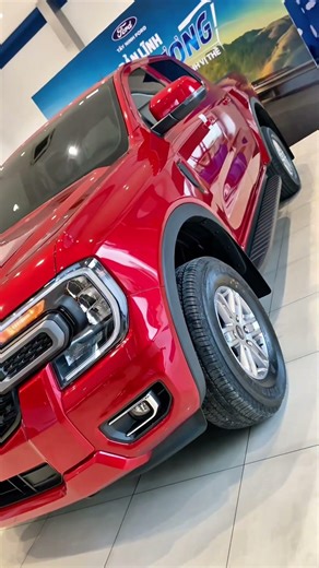 Sở hữu Ford Ranger XLS 4x2 ưu đãi 0% lãi suất, trúng xe & iPhone! 🚗🎁