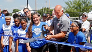 High Schools sports notebook: Cal Ripken Jr. dedicates new field at Southeast High School