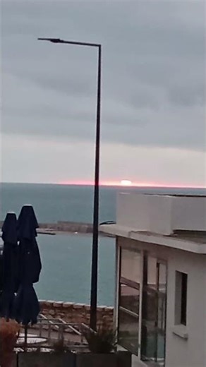 Sète: Un lever de soleil pas comme les autres ...