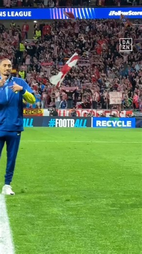 🚨🏡 Raphinha to Atletico Madrid fans on DAZN cameras: “You’re going home [next round]”.@DAZNFutbol @DAZNFootball 🎥