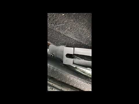 Jeep Grand Cherokee WJ seatbelt removal