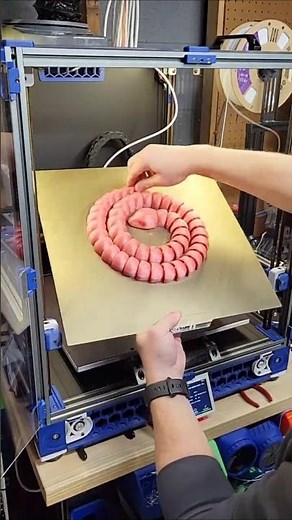 Printed a sparkly pink snake for my daughter with recycled PETG #3dprinting