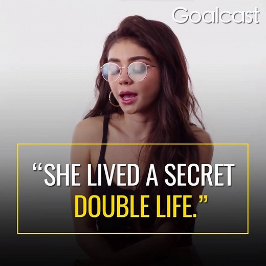 20M views · 178K reactions | Modern Family star Sarah Hyland is a survivor in every sense of the word. This is her story. Interview by SELF | Life Stories | Facebook