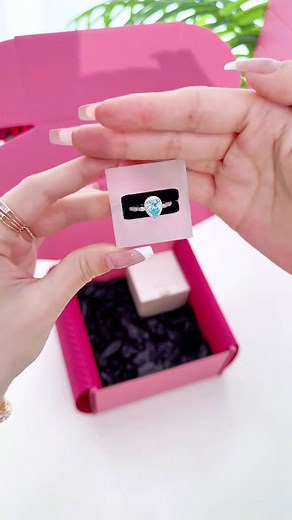 888K views · 11K reactions | ASMR packing~ #asmr #jewelry #asmrpacking #packing #packingorders | K K Jewellery | Facebook