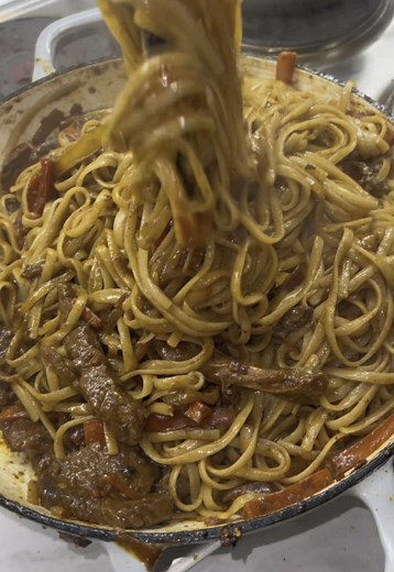 Quick and Easy Beef Stir Fry with Pasta Recipe