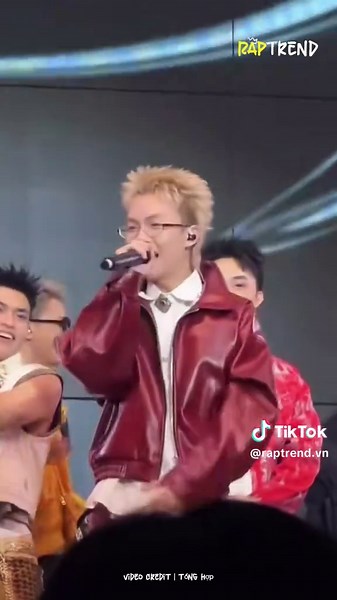 Trần Lả Lướt Freestyle Đầy Cảm Xúc