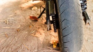 Squared Off Motorcycle Tires: What Are The Causes? (  Safety Factor)