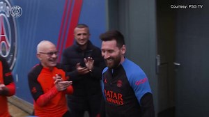 116K views · 10K reactions | World Cup winner Lionel #Messi was given a warm welcome by his PSG - Paris Saint-Germain teammates following his return to training on Wednesday. #PSG #Ligue1 | CGTN Sports Scene | Facebook