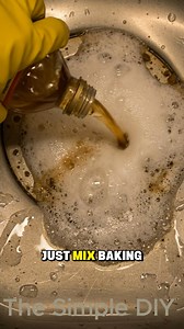 8.8K views · 17 reactions | The Baking Soda Volcano #tips #reels #lifehacks #diy | The Simple DIY | Facebook