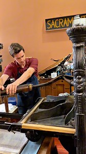 On August 29, 1968, the first appearance of the comic series Les Tuniques Bleues (The Bluecoats) made its debut in the Spirou magazine. The Belgian comic was created by Raoul Cauvin and it follows two United States cavalrymen during the American Civil War. For today, Alex D., our apprentice in the print shop from Belgium, letterpress printed something for the anniversary of The Bluecoats. What was printed was an image of a matchlock, which is the only image of a firearm in our shop. The text, “H