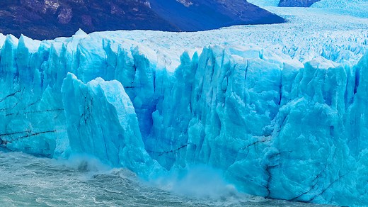 Flying over Perito Moreno Glacier