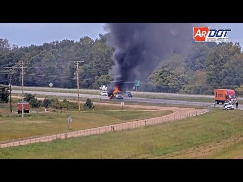 Arkansas: Tow Truck Fire