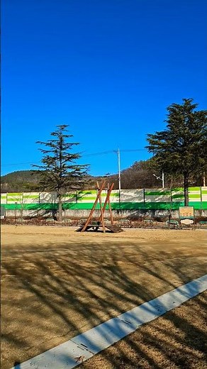상주시 낙서초등학교 가는길 풍경영상 뷰 26.1.16 경북상주시 내서면 낙서리 20ㅡ25 번지 운동장 국기게양대 뷰