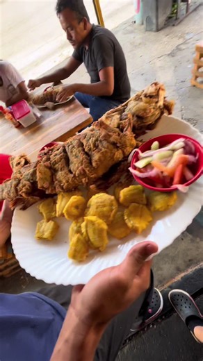 Te esperamos desde la 3pm #restaurant