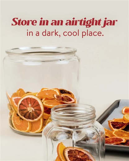 Easy to make and sure to impress, dried citrus makes for a perfect garnish. Simply pop in the oven or air fryer and you’re ready to go 🍋🍊 | Sunkist