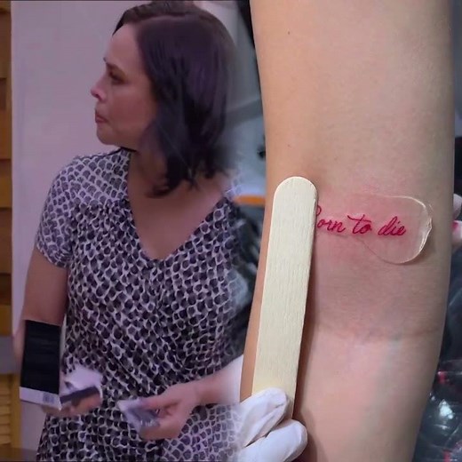 La mamá de Gerardo no confía en él y lo vigila en cada momento 😰